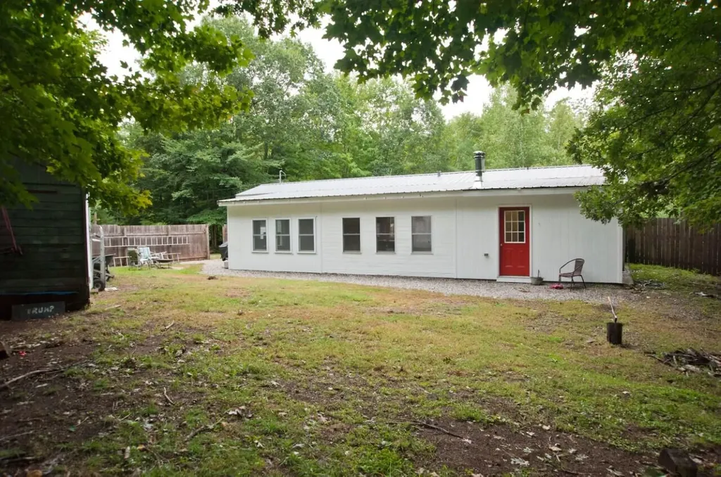 18 Mountainside Way Hiram ME 04041