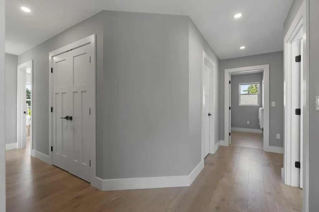79 Summit Street South Portland ME 04106