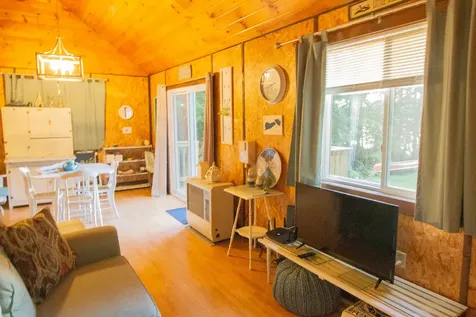 260 Mcgregor Road Lincoln ME 04457