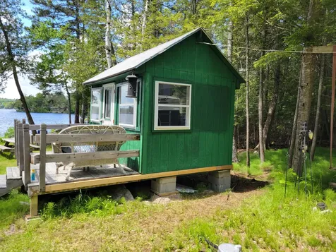 260 Mcgregor Road Lincoln ME 04457