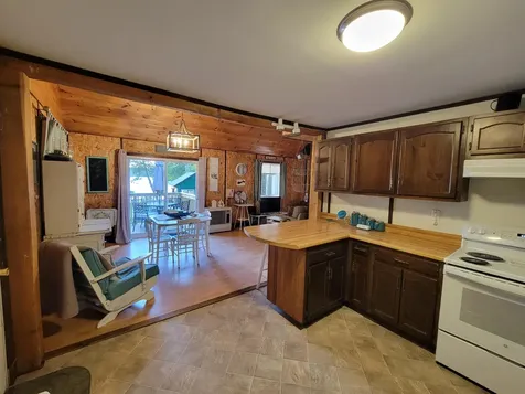 260 Mcgregor Road Lincoln ME 04457