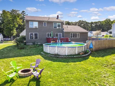 4 Black Cherry Drive Brunswick ME 04011