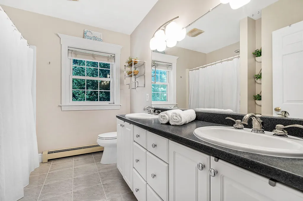 125 Fairway Drive Auburn ME 04210