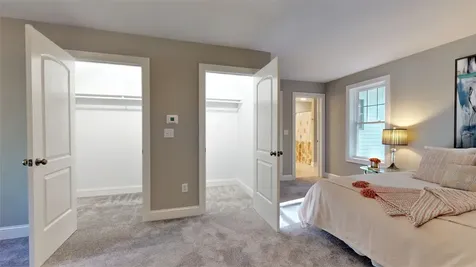 19 Memory Lane New Gloucester ME 04260