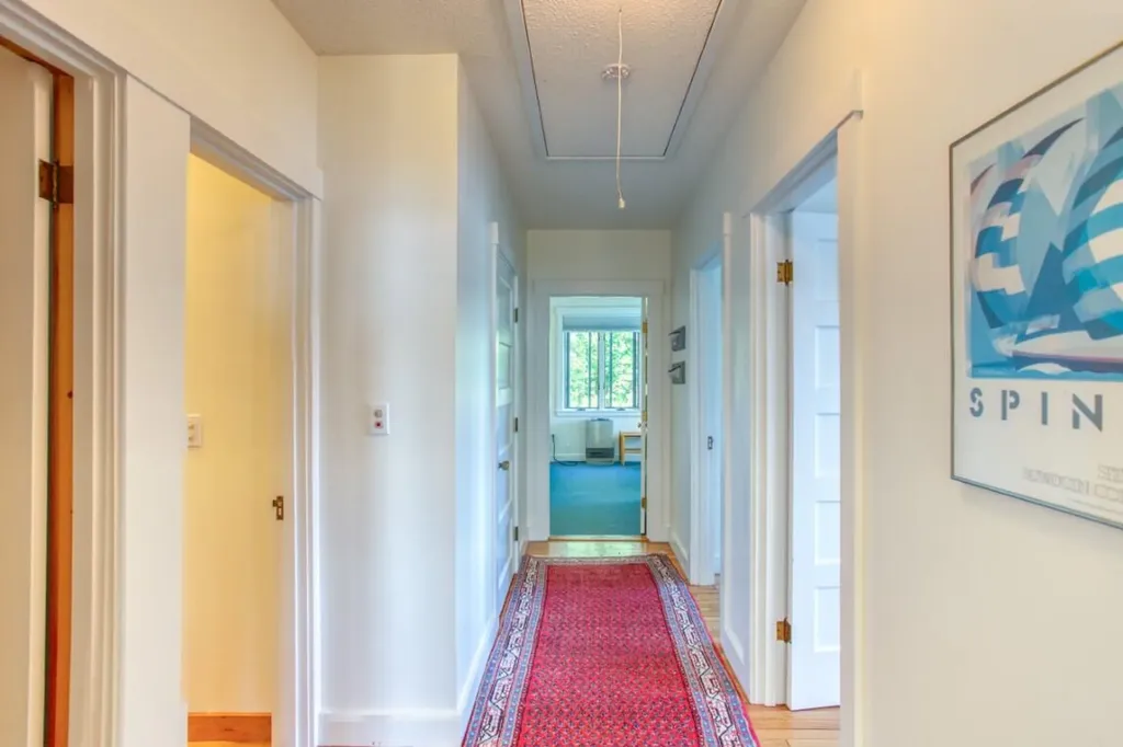 52 Strout Road Southport ME 04576