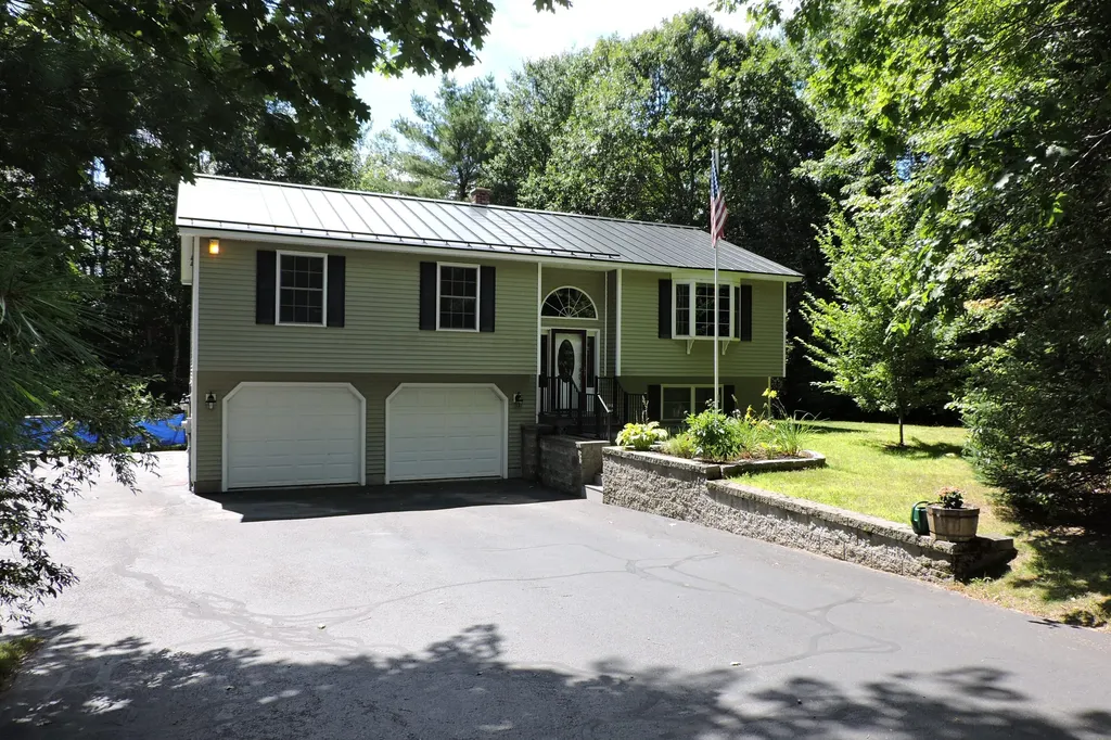 76 Bunny Street Augusta ME 04330