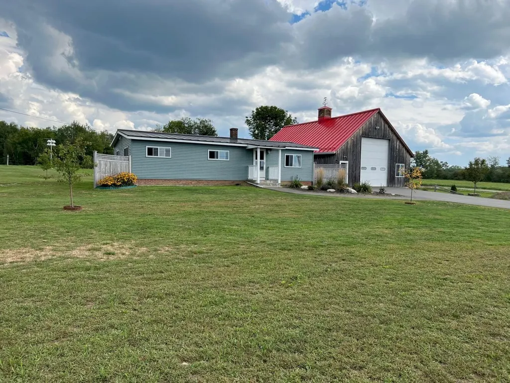 2215 Riverside Drive Vassalboro ME 04989