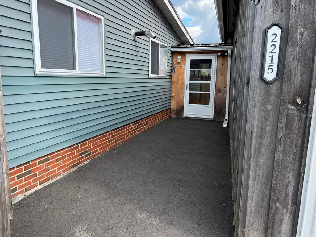 2215 Riverside Drive Vassalboro ME 04989