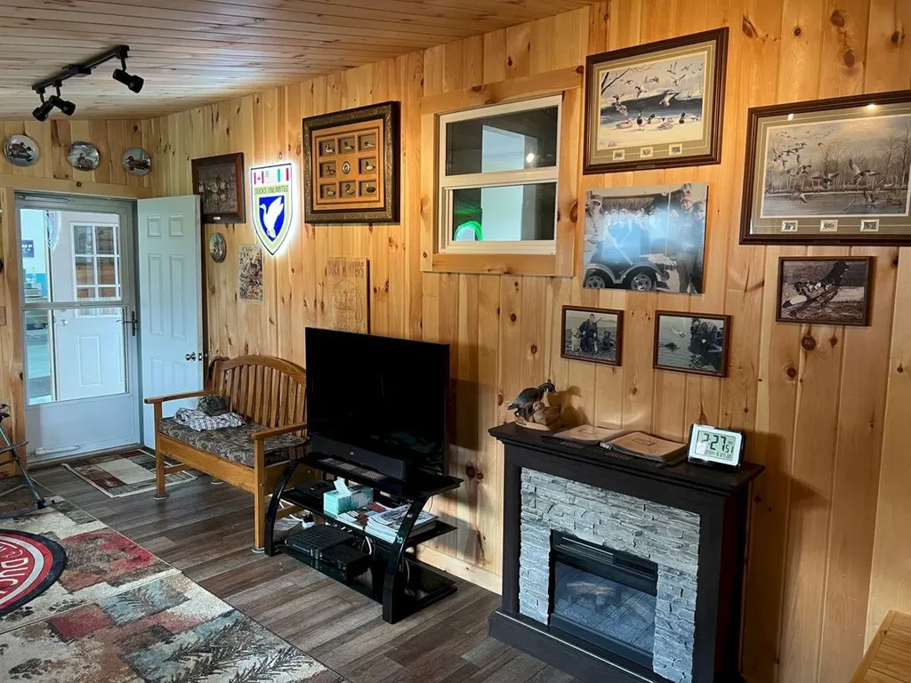 2215 Riverside Drive Vassalboro ME 04989