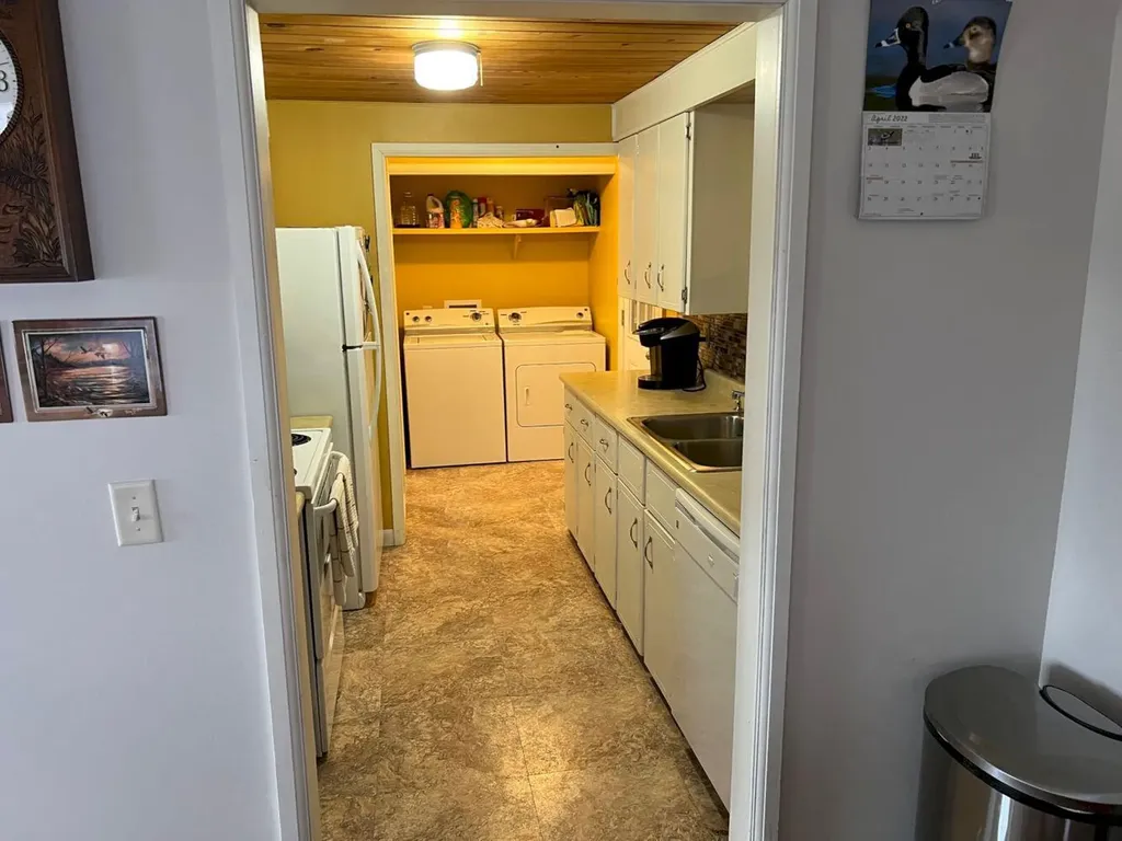 2215 Riverside Drive Vassalboro ME 04989
