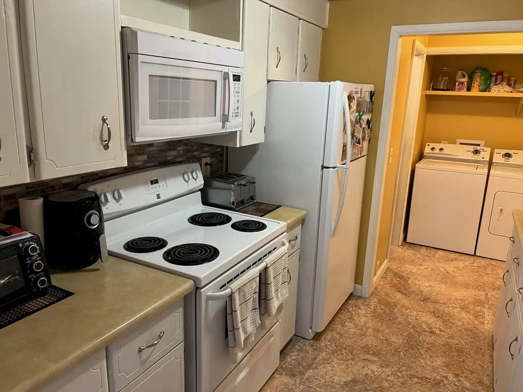 2215 Riverside Drive Vassalboro ME 04989