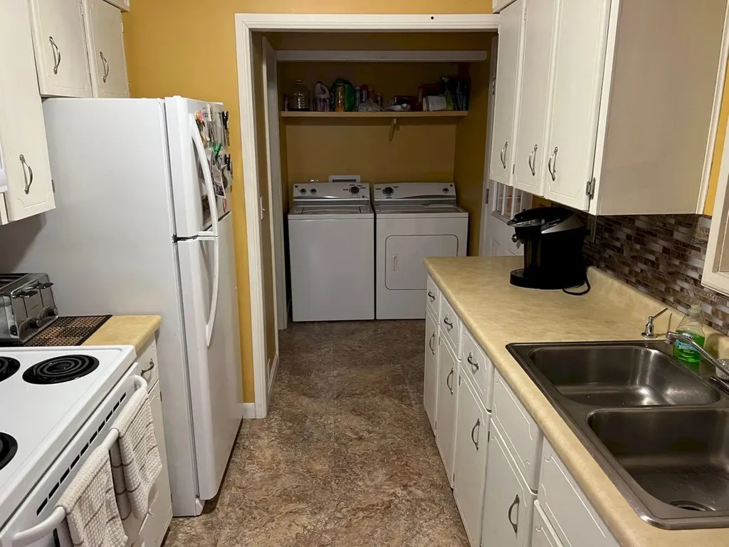 2215 Riverside Drive Vassalboro ME 04989