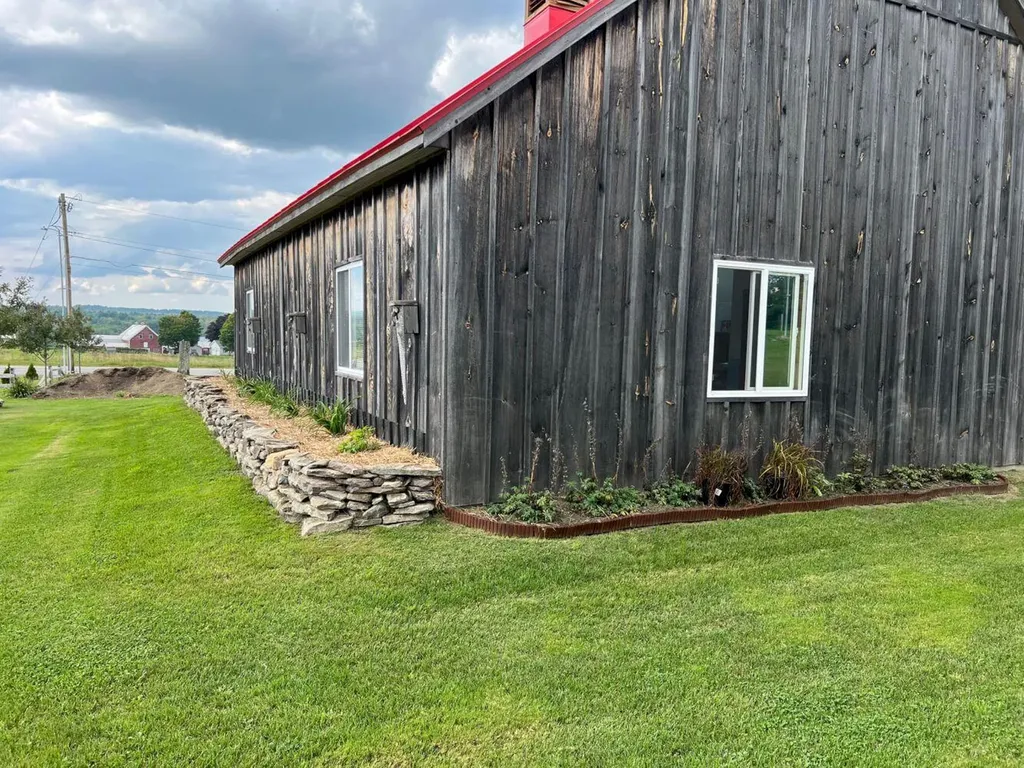 2215 Riverside Drive Vassalboro ME 04989