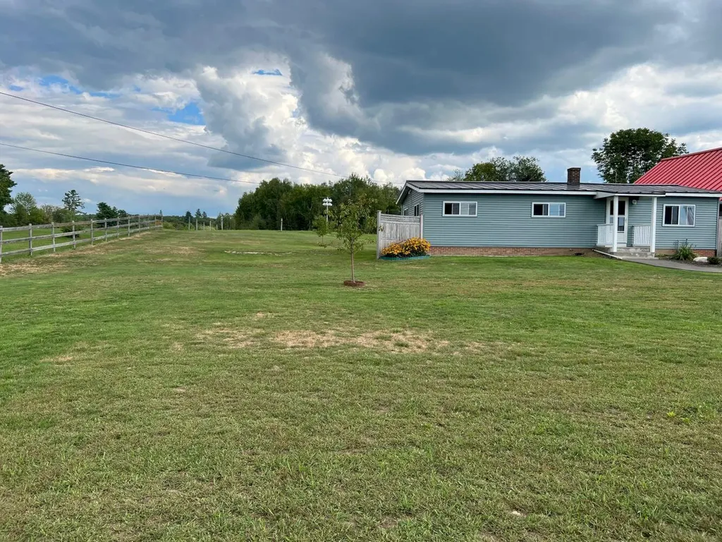 2215 Riverside Drive Vassalboro ME 04989