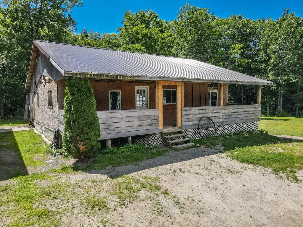 214 Ryder Road Farmingdale ME 04344