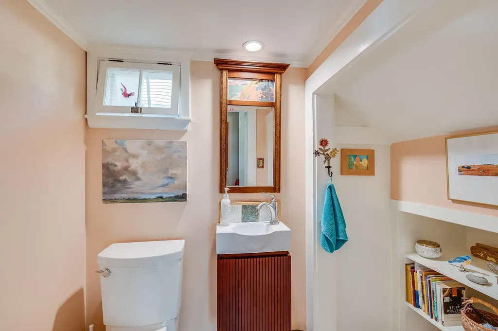 69 W Broadway Bangor ME 04401