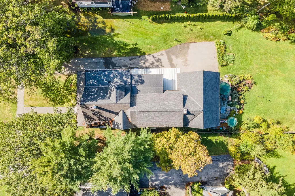 69 W Broadway Bangor ME 04401
