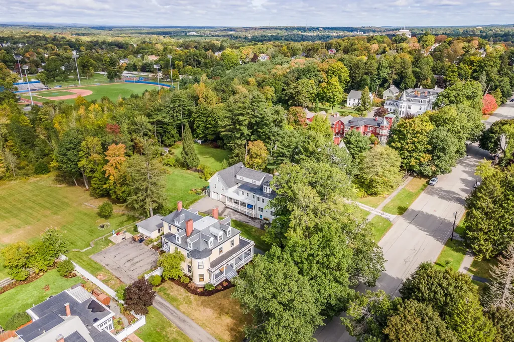 69 W Broadway Bangor ME 04401