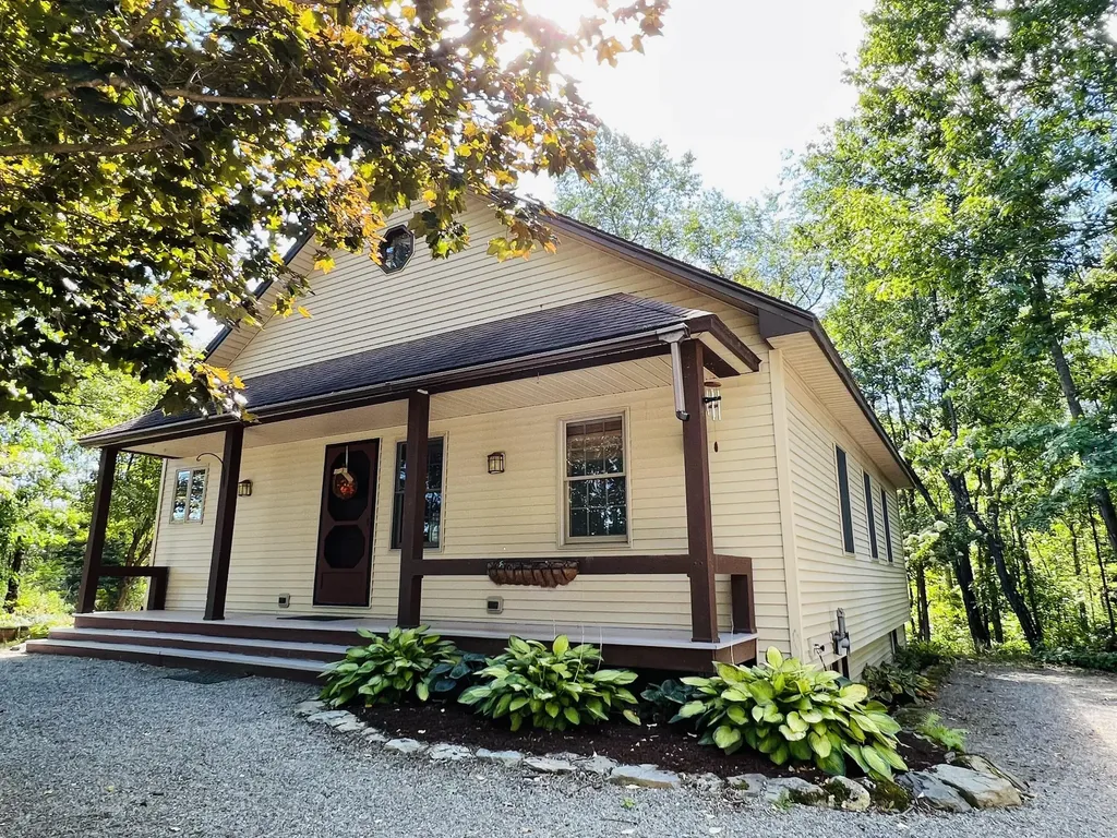 57 Oxbow Drive Glenburn ME 04401