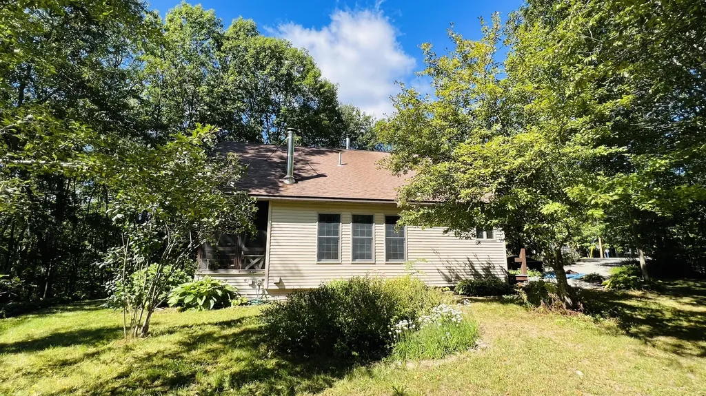 57 Oxbow Drive Glenburn ME 04401