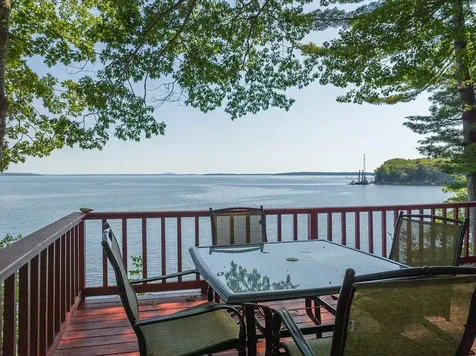 21 Crest Street Northport ME 04849