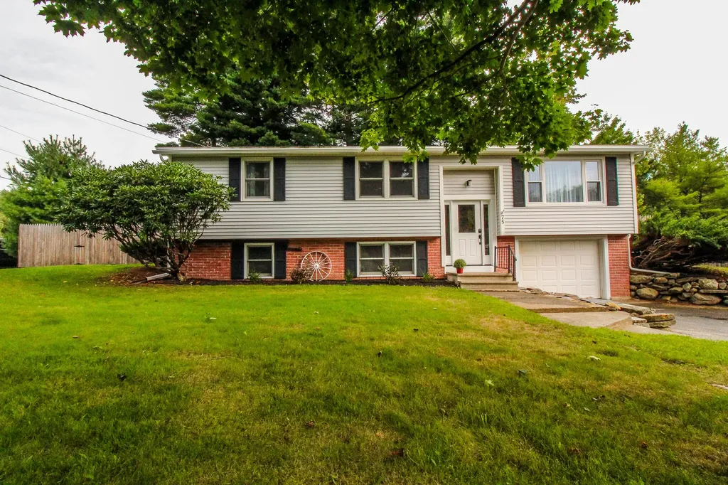 75 Booker Street Thomaston ME 04861