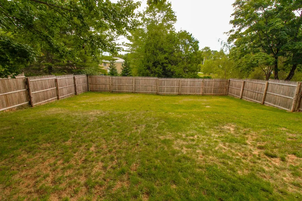 75 Booker Street Thomaston ME 04861