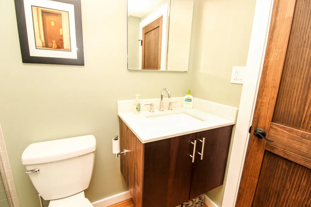 75 Booker Street Thomaston ME 04861