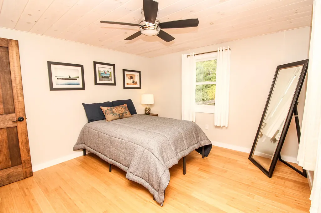 75 Booker Street Thomaston ME 04861
