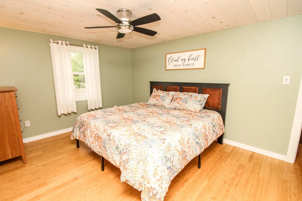 75 Booker Street Thomaston ME 04861