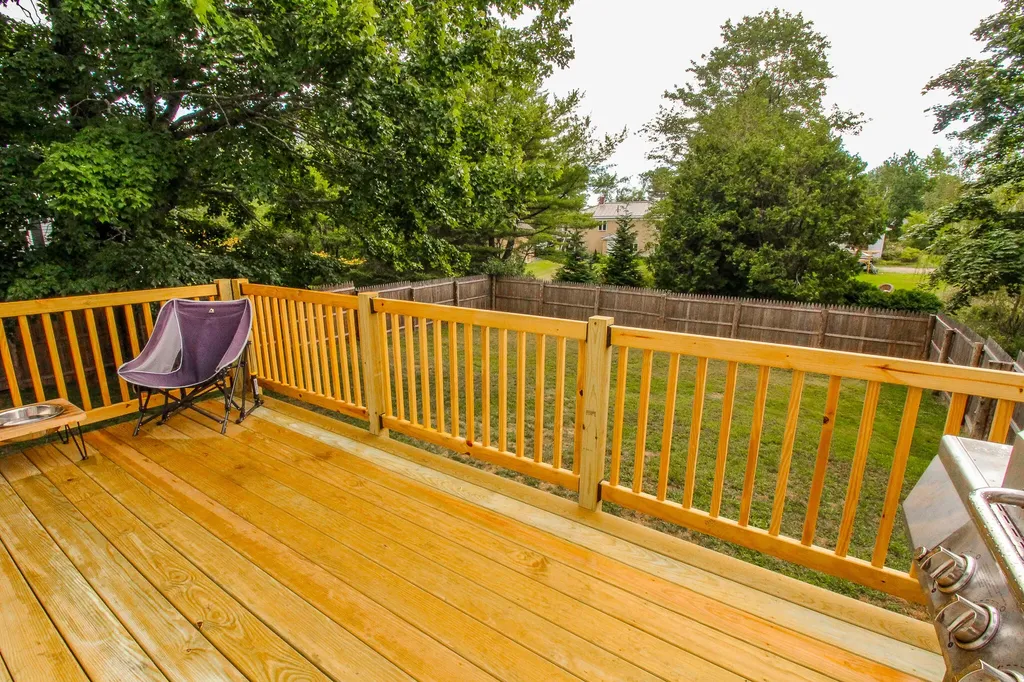 75 Booker Street Thomaston ME 04861