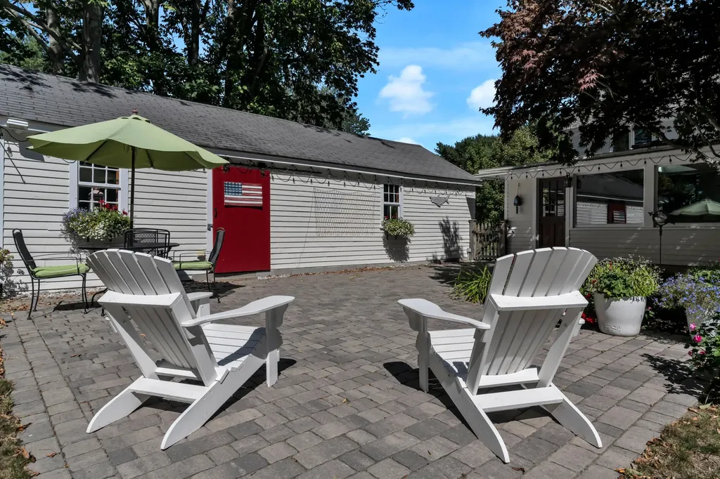 756 Alewive Road Kennebunk ME 04043
