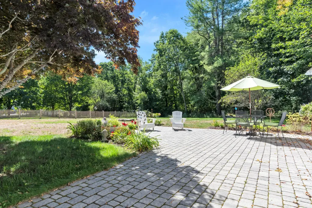 756 Alewive Road Kennebunk ME 04043