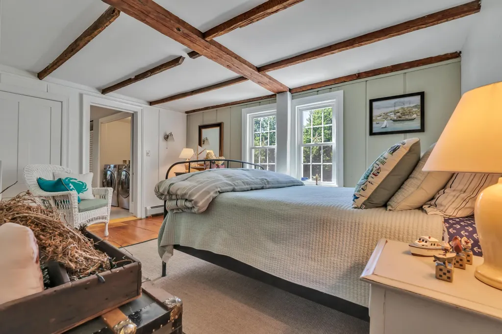 756 Alewive Road Kennebunk ME 04043
