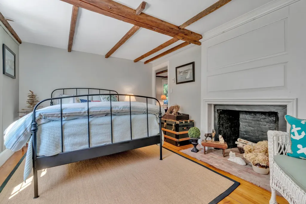 756 Alewive Road Kennebunk ME 04043
