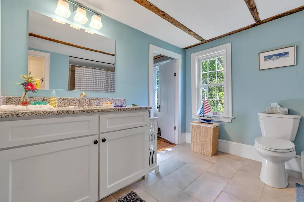 756 Alewive Road Kennebunk ME 04043