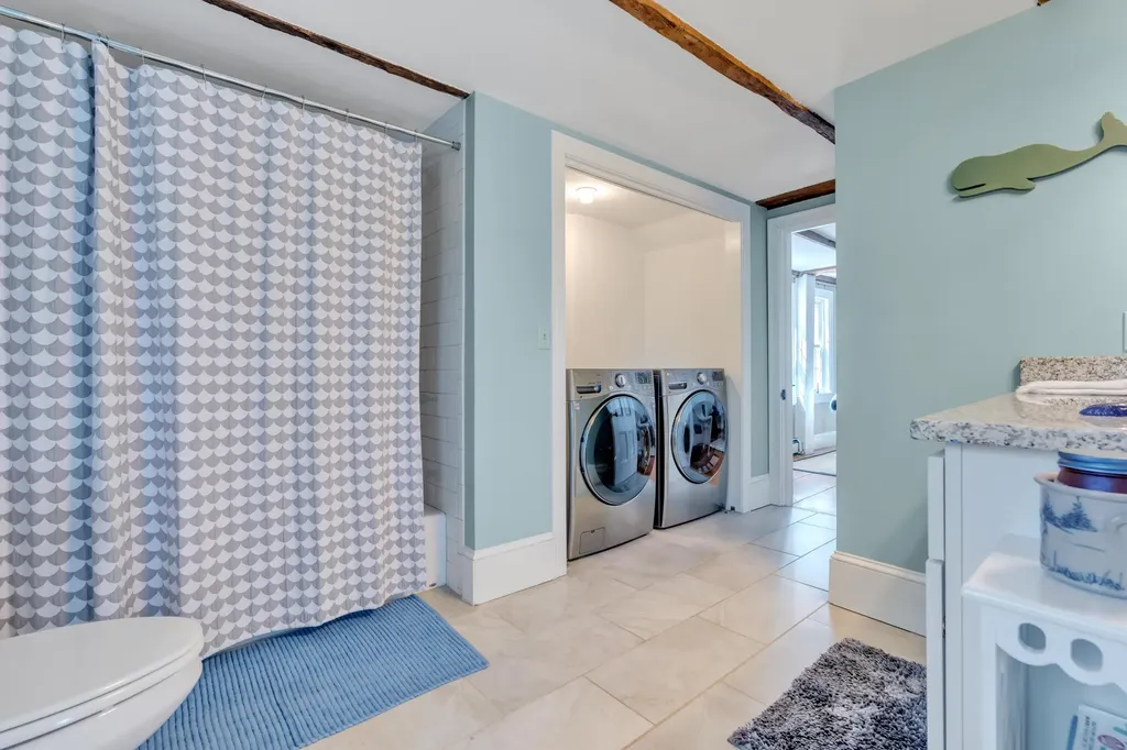 756 Alewive Road Kennebunk ME 04043