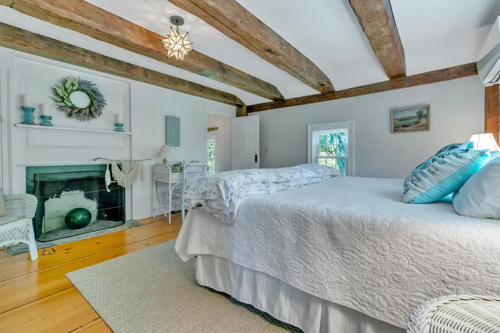 756 Alewive Road Kennebunk ME 04043