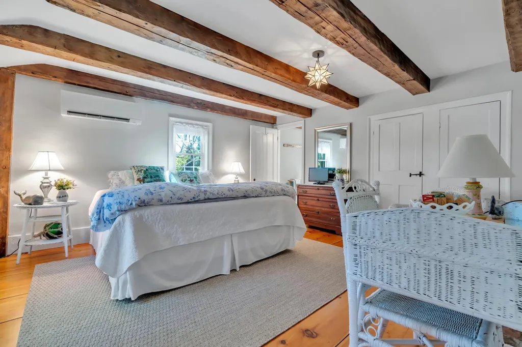 756 Alewive Road Kennebunk ME 04043