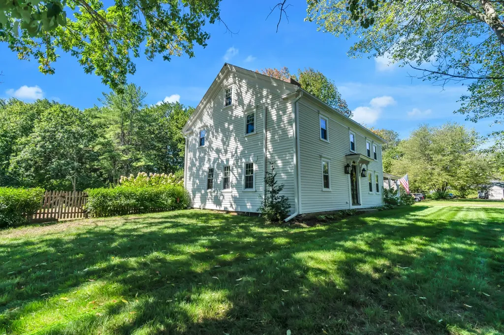 756 Alewive Road Kennebunk ME 04043