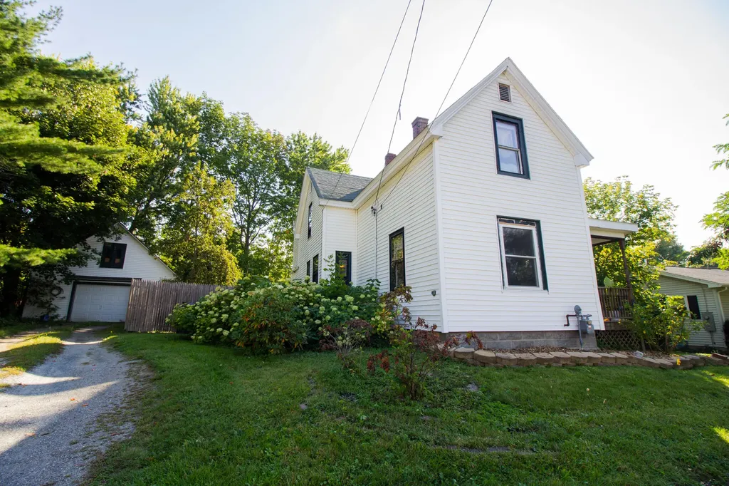 309 Grove Street Bangor ME 04401