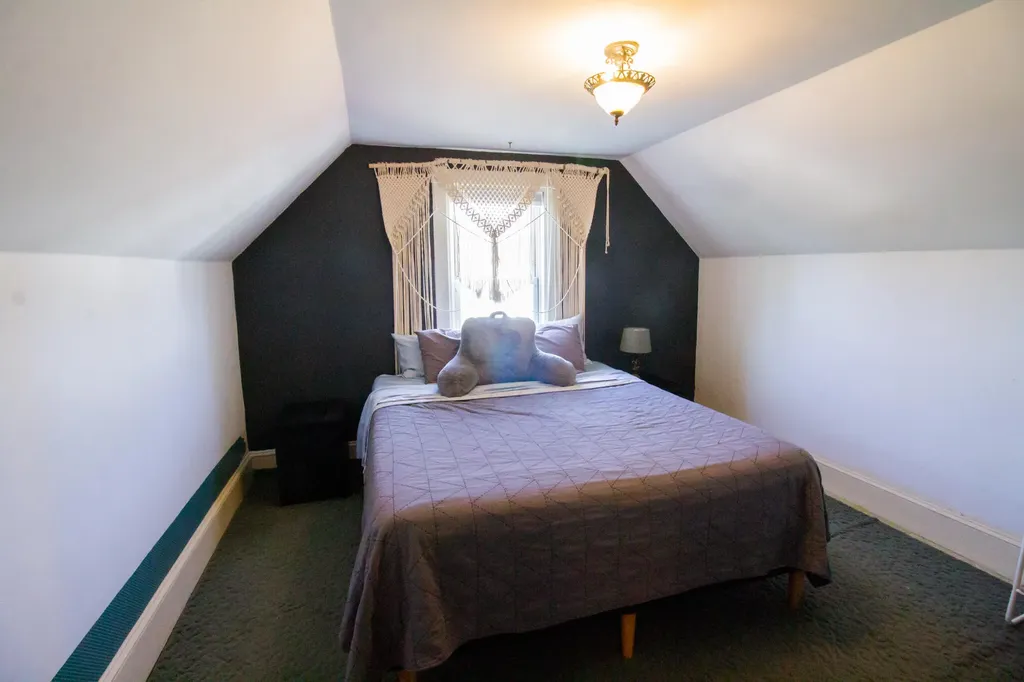 309 Grove Street Bangor ME 04401