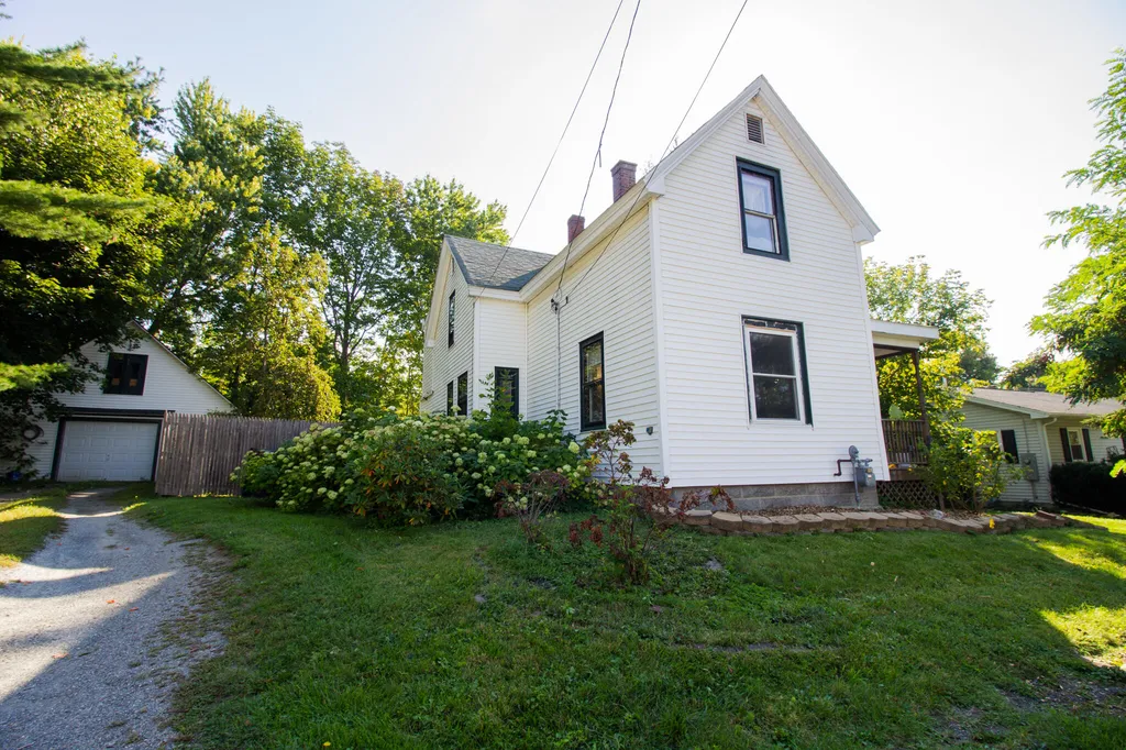 309 Grove Street Bangor ME 04401
