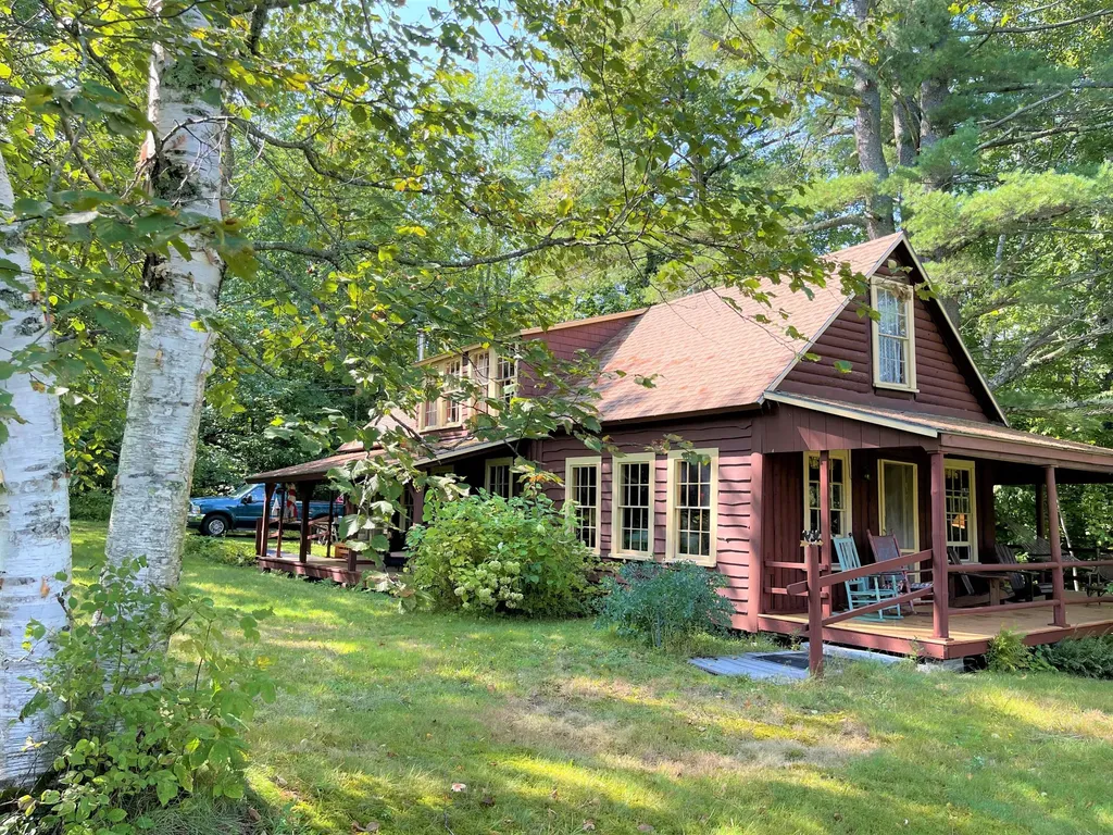 19 Foster Lane Belgrade ME 04917