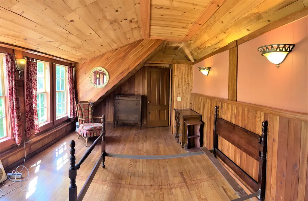 19 Foster Lane Belgrade ME 04917