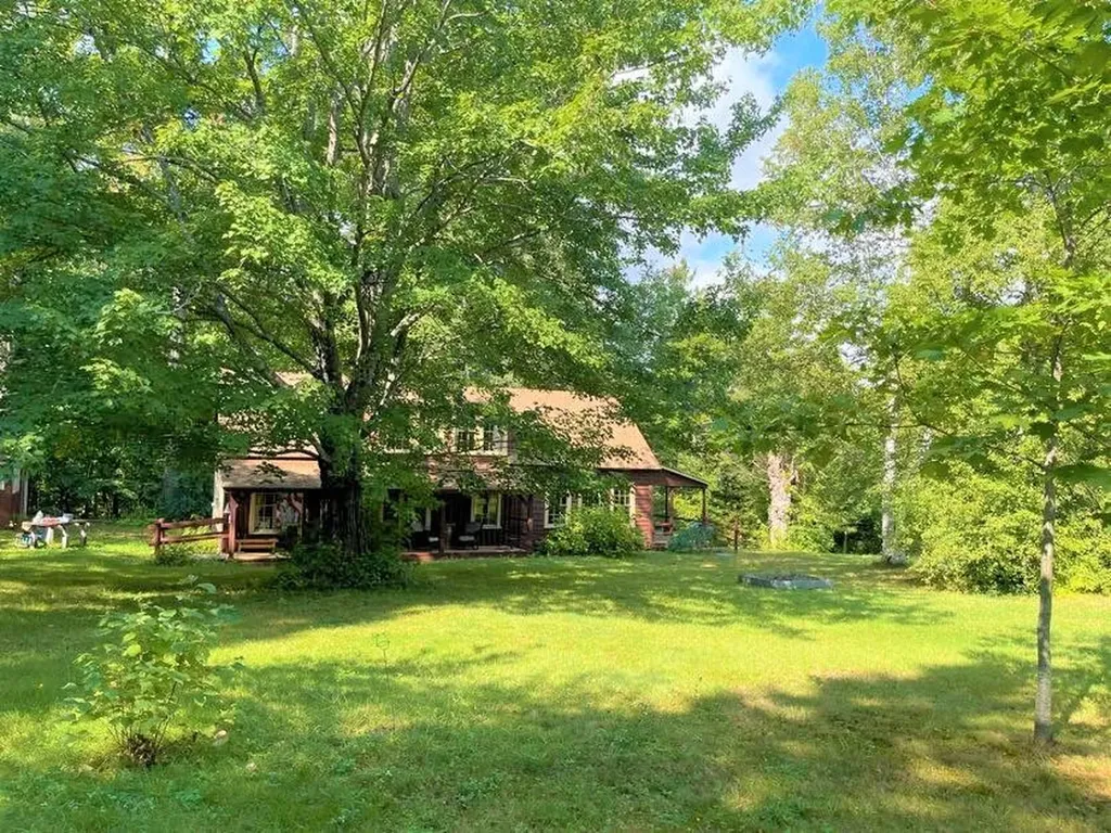 19 Foster Lane Belgrade ME 04917