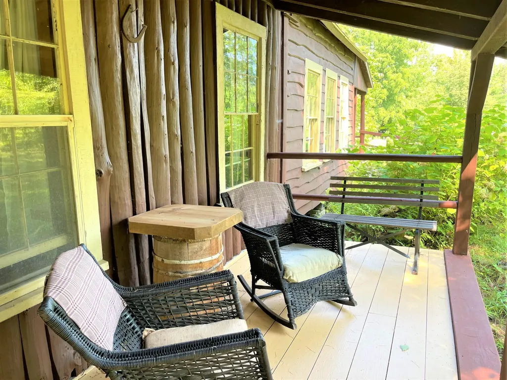 19 Foster Lane Belgrade ME 04917