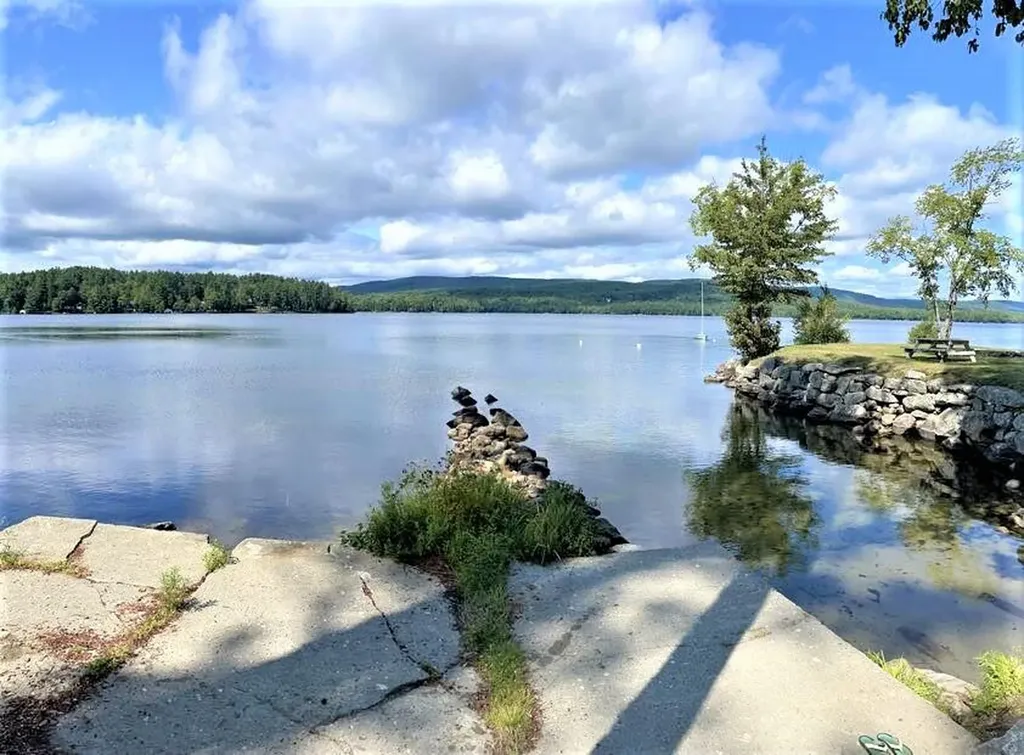 19 Foster Lane Belgrade ME 04917