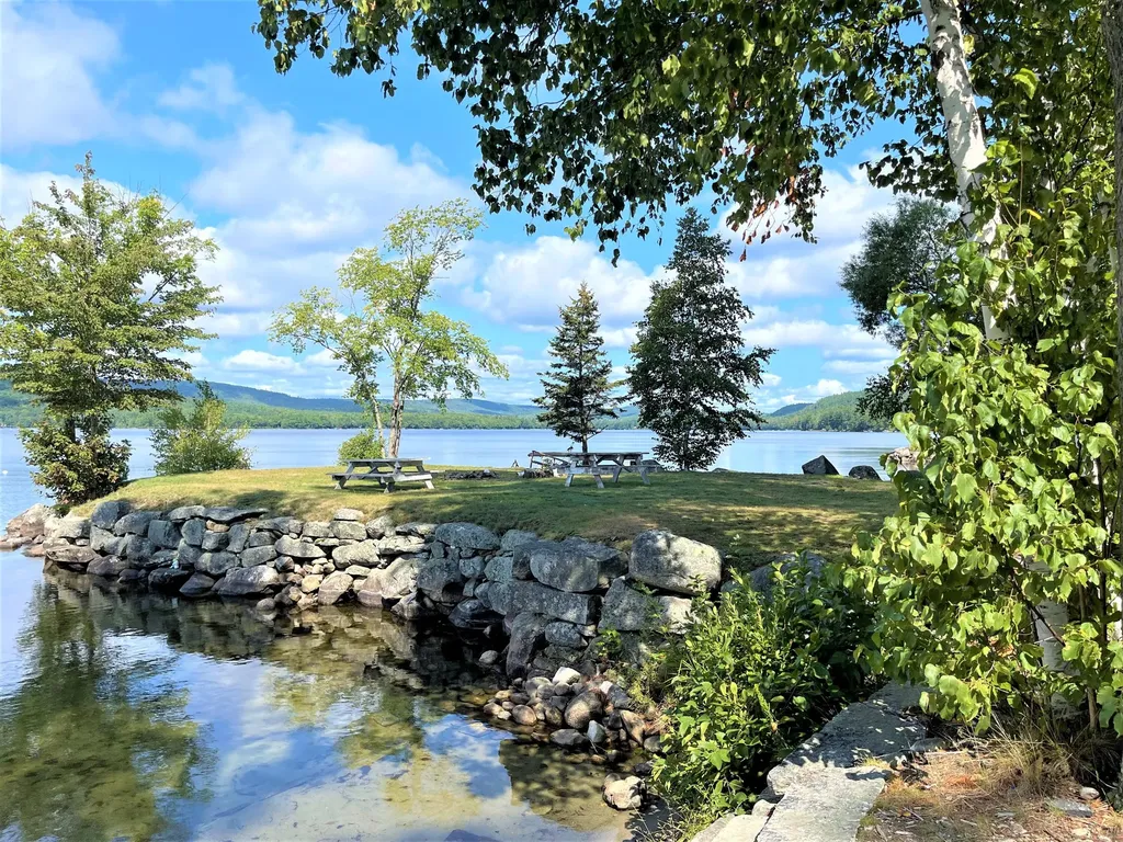 19 Foster Lane Belgrade ME 04917