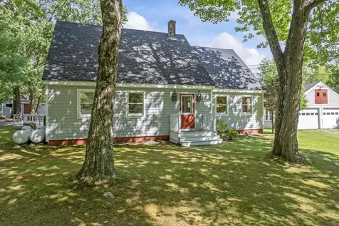 19 Bradley Pond Road Topsham ME 04086
